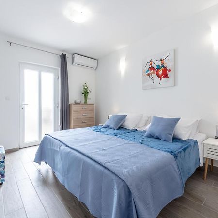 Silent Sunny Arc Apartment Дубровник Екстериор снимка