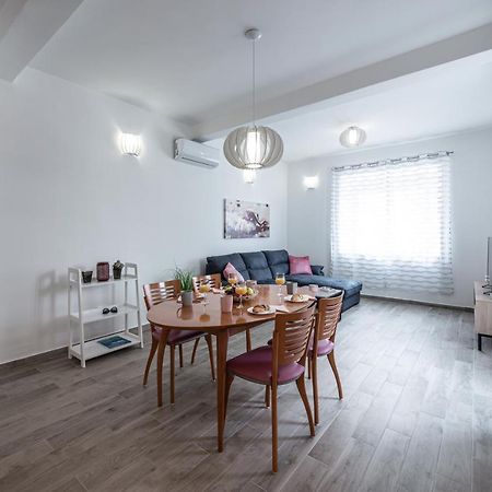 Silent Sunny Arc Apartment Дубровник Екстериор снимка