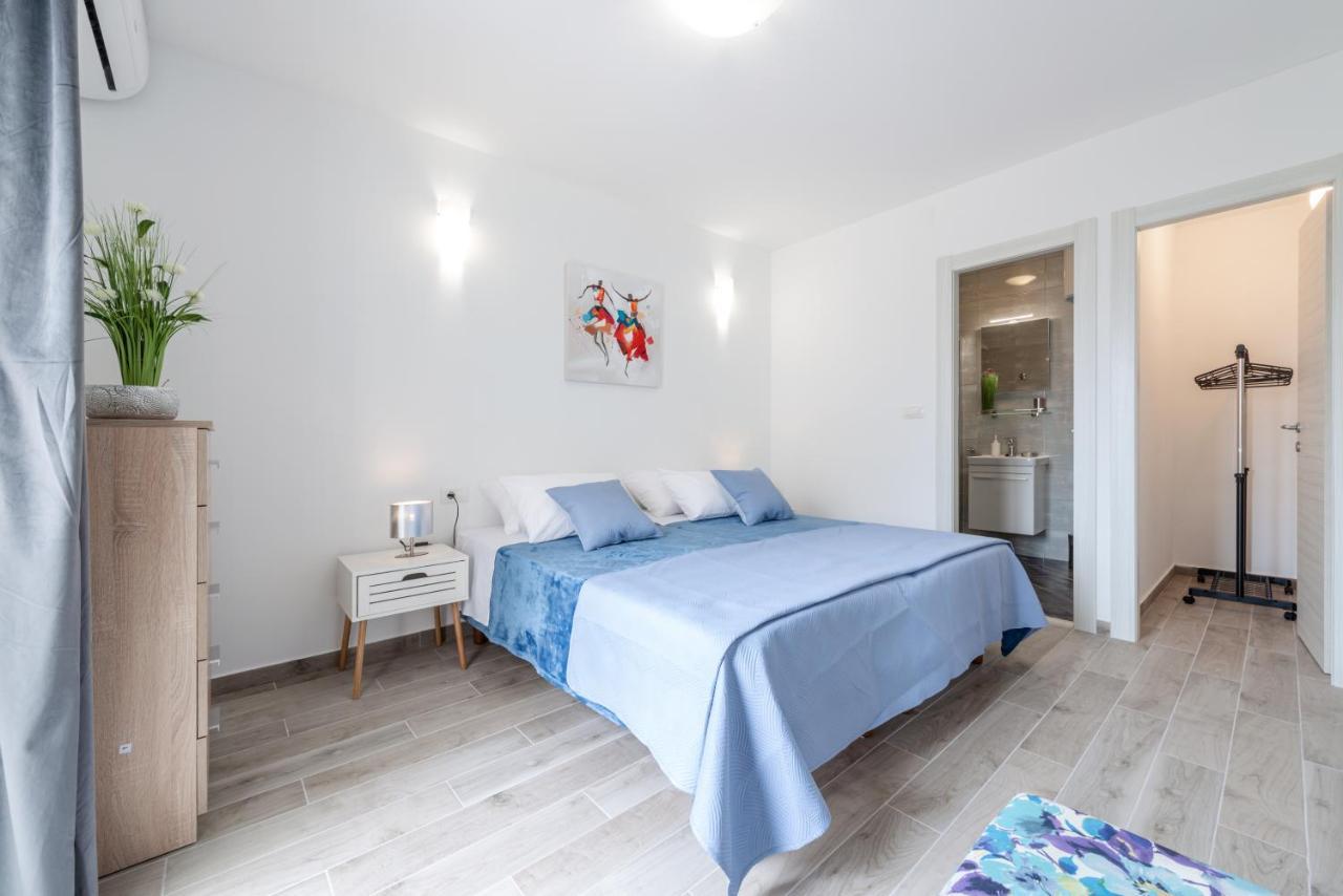 Silent Sunny Arc Apartment Дубровник Екстериор снимка