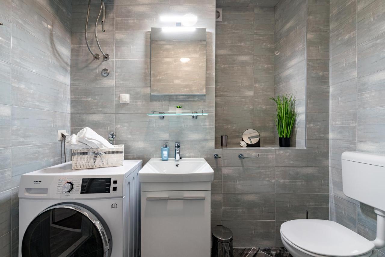 Silent Sunny Arc Apartment Дубровник Екстериор снимка