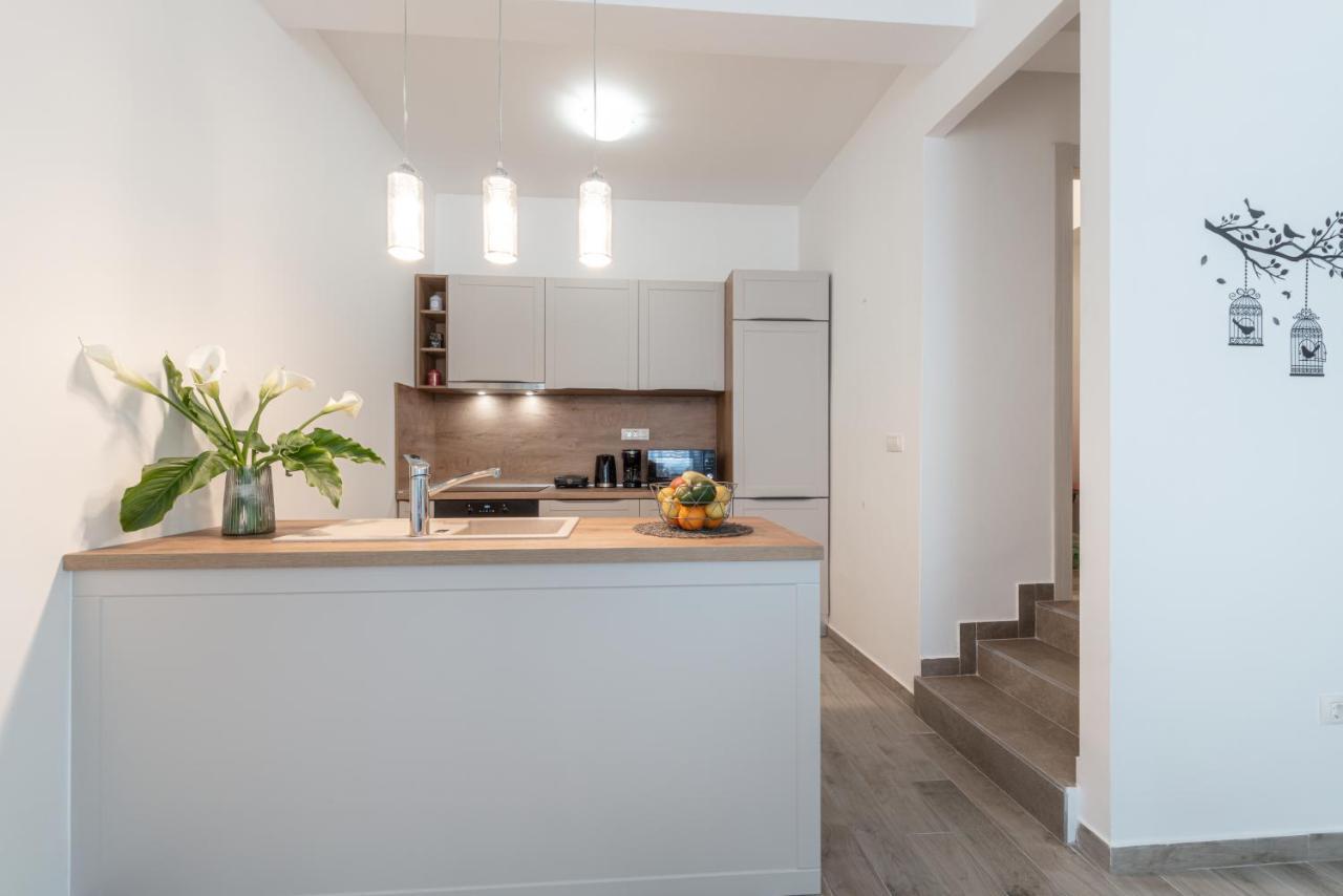 Silent Sunny Arc Apartment Дубровник Екстериор снимка
