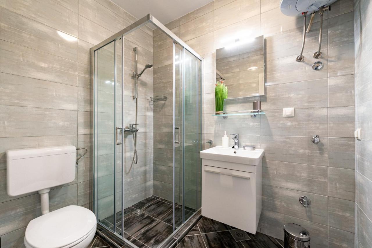 Silent Sunny Arc Apartment Дубровник Екстериор снимка