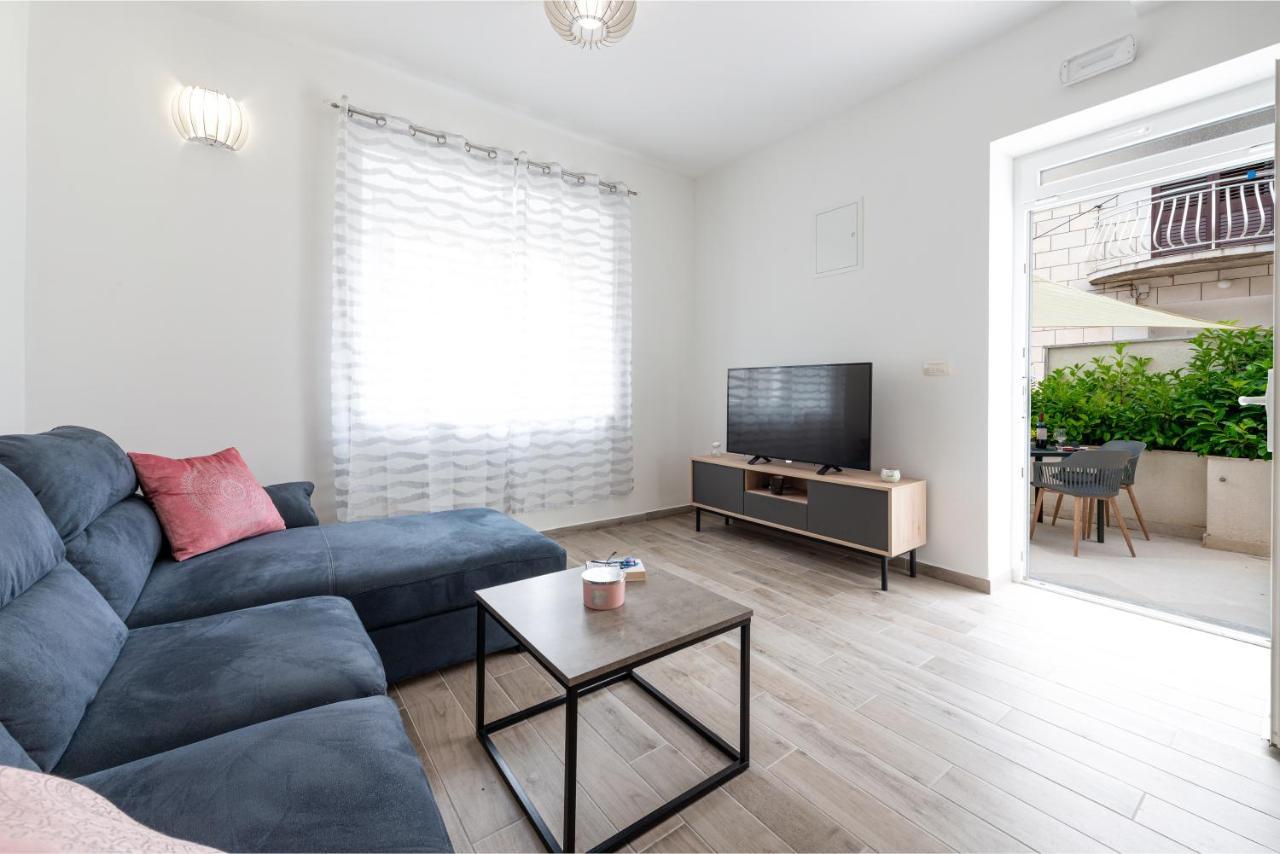 Silent Sunny Arc Apartment Дубровник Екстериор снимка